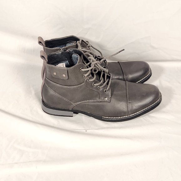 Invito Mens Gray Cap Toe Lace Up Chukka Boot US/9 EU42 NWT main image 4